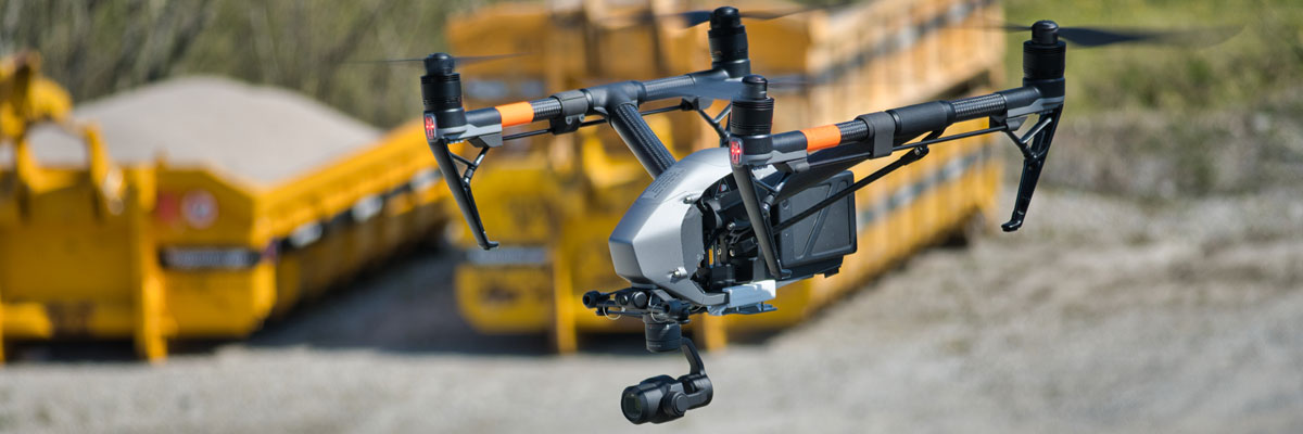 Luftaufnahmen mit Drohnen / Drohnen Service für Architektur, Baustellen, Inspektion und Vermessung
