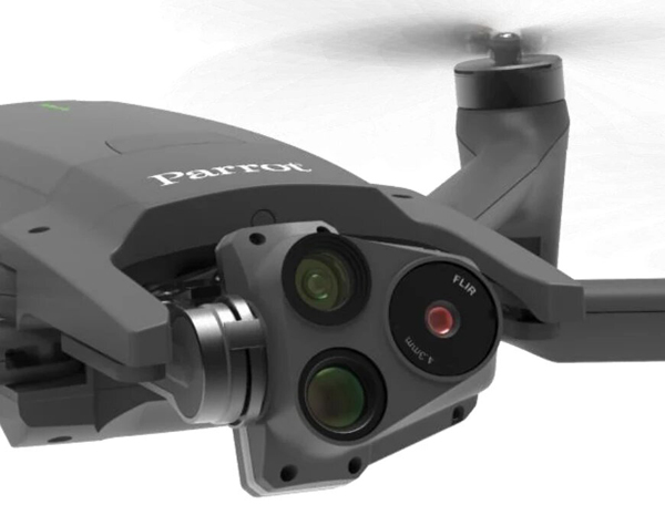 Kompakte Drohne für Einsatzkräfte und Inspektion / Drohneneinsatz